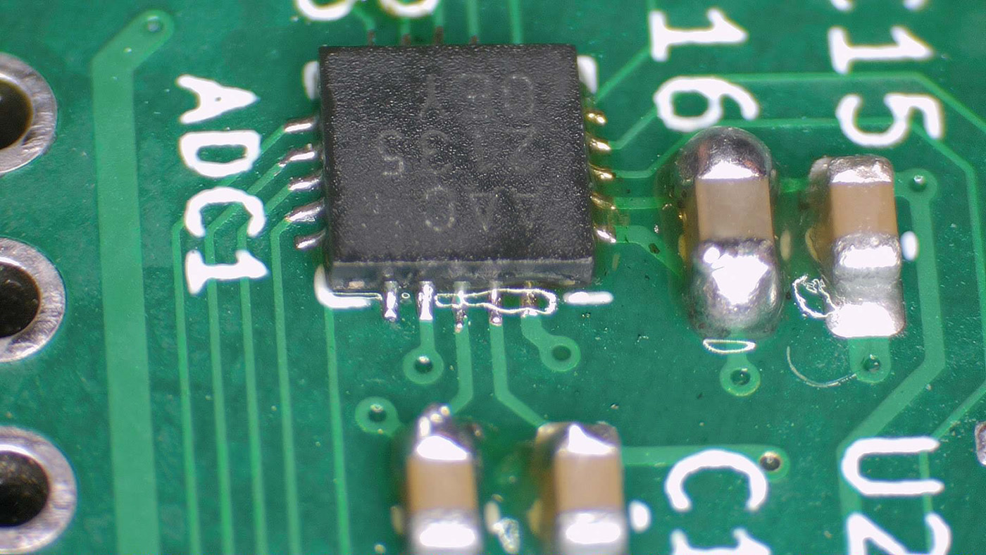 Soldering the MCP3564 ADC chip